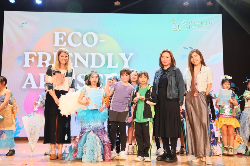 Yea3-Upcycled-Fashion-Show-31