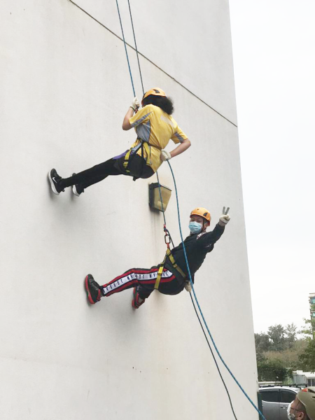 Abseiling-Activity-for-Prefect-Training-8