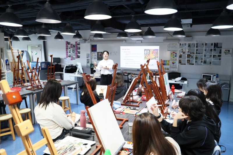 Artist-in-residence-2