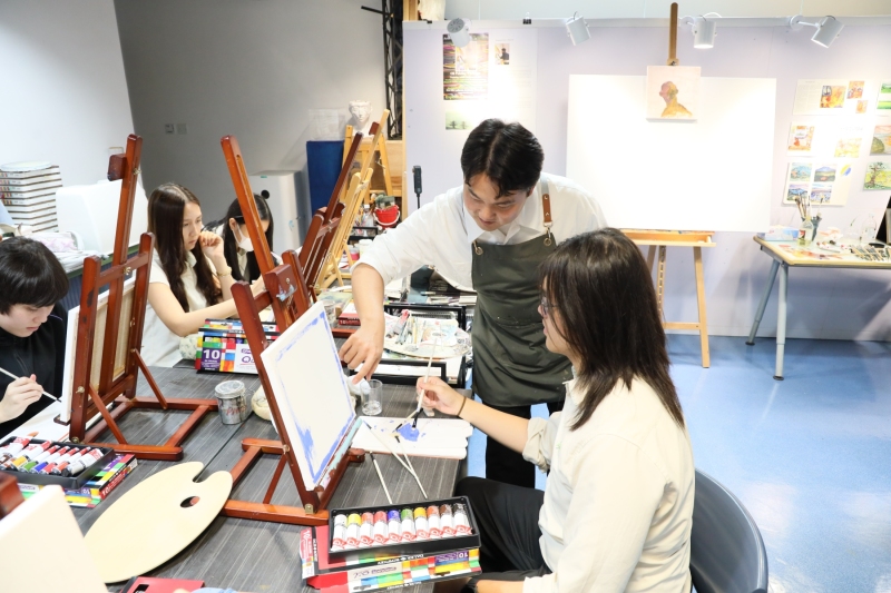 Artist-in-residence-5