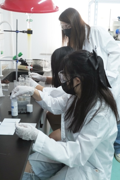 Building-a-Mini-Space-Laboratory-Aerospace-Bio-Chip-Design-Production-Research-Programme-2