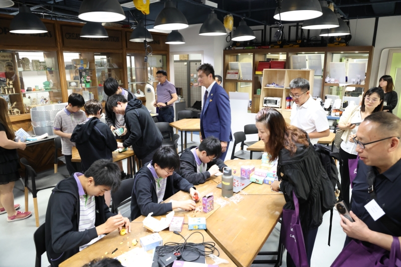 Educators-and-Students-from-Sichuan-Province-Visited-Our-School-8