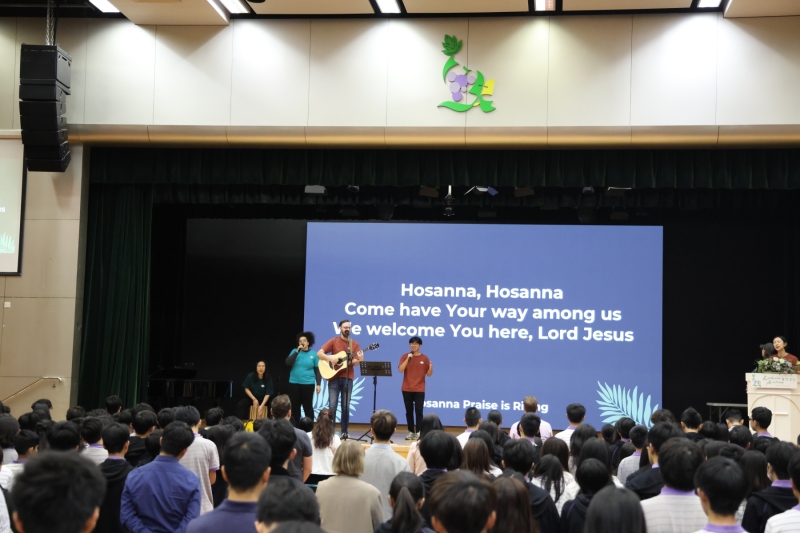 Holy-Week-Easter-Celebration-6