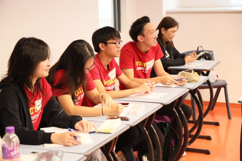 Inbound-Exchange-Visit-from-Signapore-VJC-3