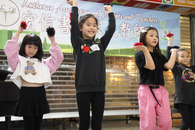 Nine-Bowls-Traditional-Feast-Performance-1