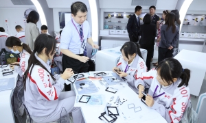 Sister School Exchange: Beijing Shangdi Experimental School Visited LA