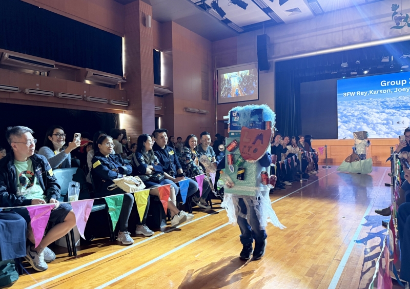 Year-3-Upcycled-Fashion-Show-25