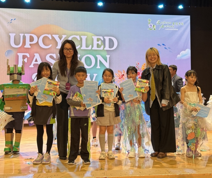 Year-3-Upcycled-Fashion-Show-32